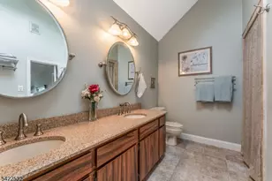 9 Westminster Dr, Clinton Township, NJ 08801 - Photo 28