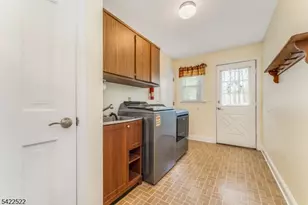 9 Westminster Dr, Clinton Township, NJ 08801 - Photo 24