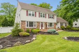 9 Westminster Dr, Clinton Township, NJ 08801 - Photo 2