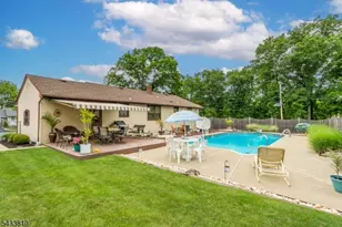414 N Greasheimer St, Manville, NJ 08835 - Photo 32