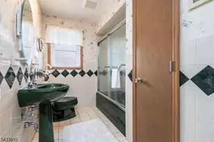414 N Greasheimer St, Manville, NJ 08835 - Photo 18