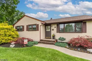 414 N Greasheimer St, Manville, NJ 08835 - Photo 2