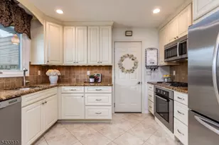 414 N Greasheimer St, Manville, NJ 08835 - Photo 10