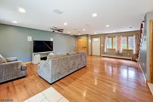 27 Seneca Ave, Rockaway Township, NJ 07866 - Photo 4