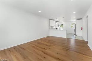 323 S Wood Ave, Linden, NJ 07036 - Photo 4