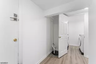 323 S Wood Ave, Linden, NJ 07036 - Photo 16