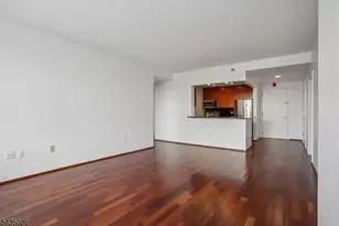 3110 City Pl, Edgewater, NJ 07020 - Photo 2