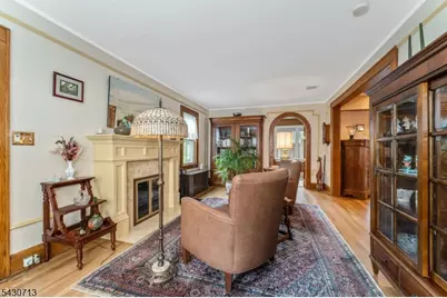 112 Severin Ct, Cranford Township, NJ 07016 - Photo 6