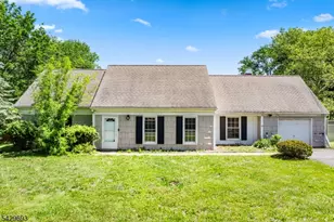 726 New Brunswick Rd, Franklin Township, NJ 08873 - Photo 2