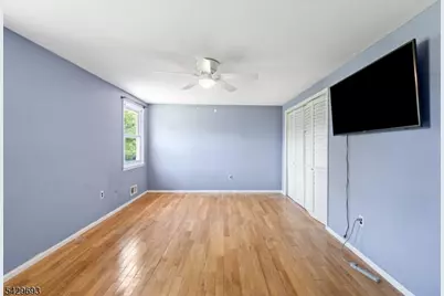 726 New Brunswick Rd, Franklin Township, NJ 08873 - Photo 16