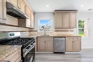 726 New Brunswick Rd, Franklin Township, NJ 08873 - Photo 4