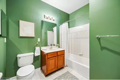 4 Quarry Dr #B2, Woodland Park, NJ 07424 - Photo 18