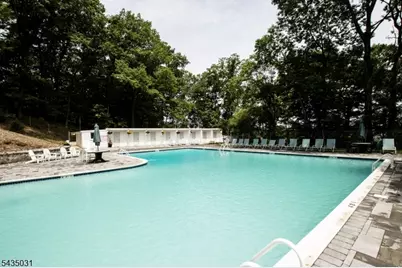38C Troy Dr #C, Springfield, NJ 07081 - Photo 8