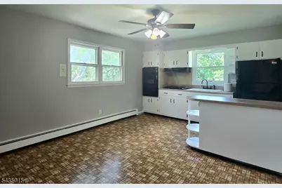 10 S 4th Ave, Manville, NJ 08835 - Photo 2