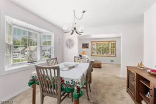 5 Oakwood Terrace, Bloomingdale, NJ 07403 - Photo 8