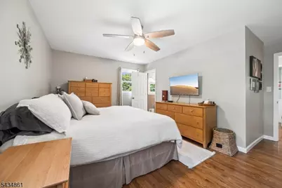 68 Voorhees Corner Rd, Raritan Township, NJ 08822 - Photo 18