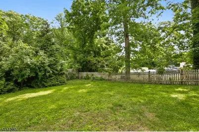 39 Shadylawn Dr, Madison, NJ 07940 - Photo 4