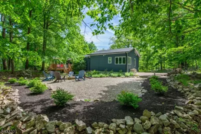37 Green Rd, Sparta Township, NJ 07871 - Photo 46