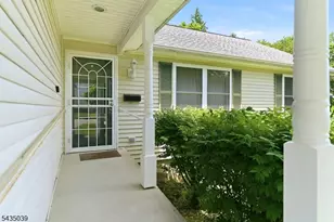 45 Kearney St, Dover, NJ 07801 - Photo 4