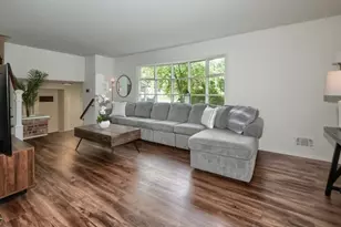 42 Stirling Ln, Wayne, NJ 07470 - Photo 6