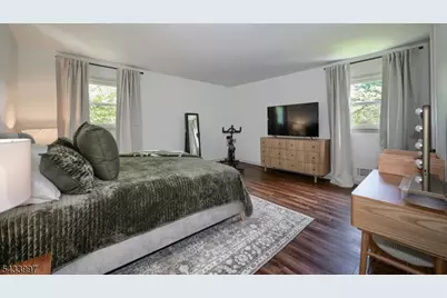 42 Stirling Ln, Wayne, NJ 07470 - Photo 18