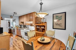 11 Colonial Ct, High Bridge, NJ 08829 - Photo 4