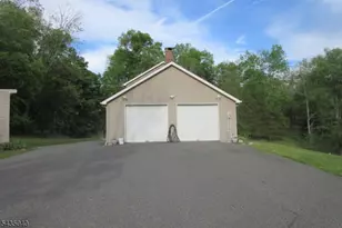 28 Beaver Run Rd, Lafayette, NJ 07848 - Photo 2