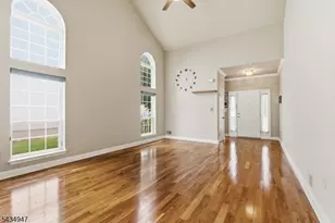 96 Magellan Way, Franklin Township, NJ 08823 - Photo 10