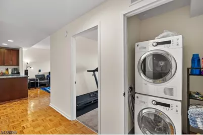 110 Somerset #2205, New Brunswick, NJ 08901 - Photo 18
