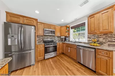 418 Oak St, Boonton Town, NJ 07005 - Photo 8