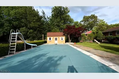 14 Hilldale Rd, Montville Township, NJ 07058 - Photo 4