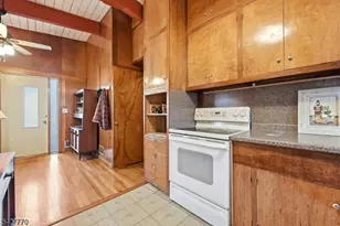 101 Gates Ave, Long Hill Township, NJ 07933 - Photo 10