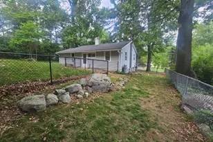 10 Shawnee Rd, Hopatcong, NJ 07843 - Photo 12