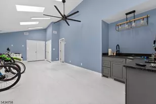 9 N Star Dr, Clinton Township, NJ 08801 - Photo 28