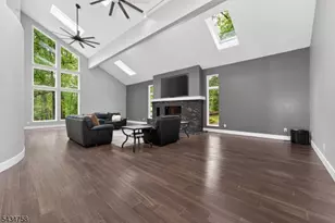 9 N Star Dr, Clinton Township, NJ 08801 - Photo 12