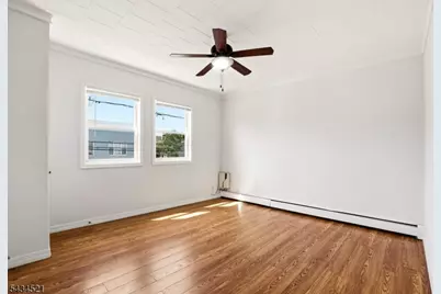 174 Orient St, Bayonne, NJ 07002 - Photo 24