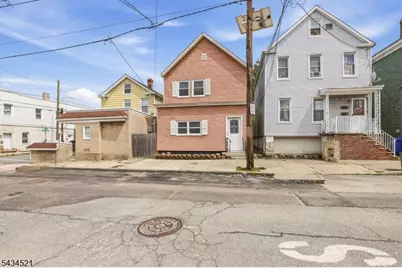 174 Orient St, Bayonne, NJ 07002 - Photo 2