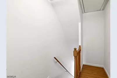 174 Orient St, Bayonne, NJ 07002 - Photo 26