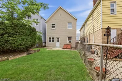 174 Orient St, Bayonne, NJ 07002 - Photo 28
