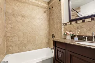 174 Orient St, Bayonne, NJ 07002 - Photo 12