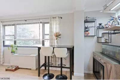25 Grand Ave #1E, Hackensack, NJ 07601 - Photo 8