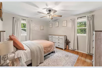 841 Colonial Arms Rd, Union Township, NJ 07083 - Photo 10