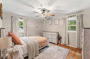 841 Colonial Arms Rd, Union Township, NJ 07083 - Photo 10