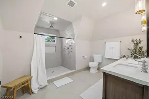 187 Hillside Ave, Nutley, NJ 07110 - Photo 34