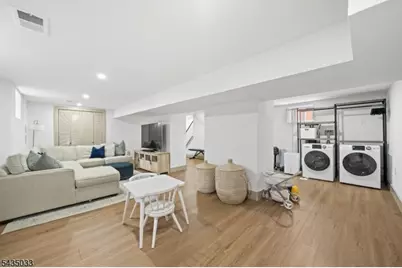 187 Hillside Ave, Nutley, NJ 07110 - Photo 36