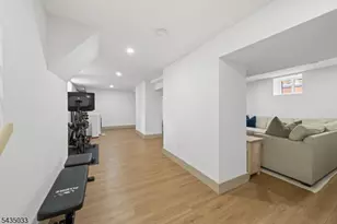 187 Hillside Ave, Nutley, NJ 07110 - Photo 38