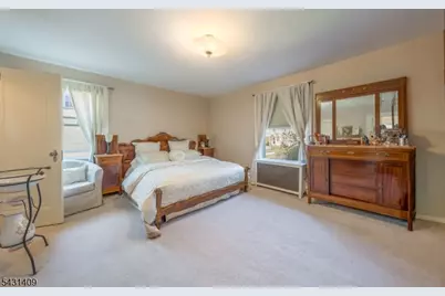 366 Gregory Ave, West Orange Township, NJ 07052 - Photo 20