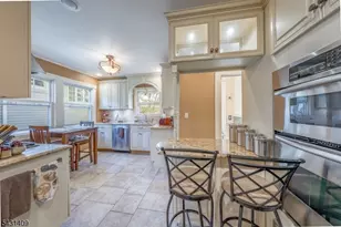366 Gregory Ave, West Orange Township, NJ 07052 - Photo 12
