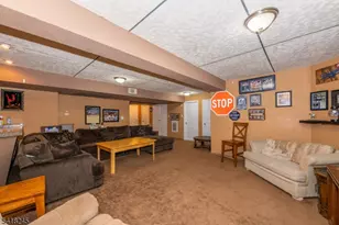 35 Turnberry Rd, Little Falls Township, NJ 07424 - Photo 34