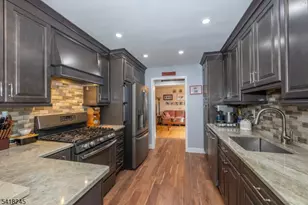 35 Turnberry Rd, Little Falls Township, NJ 07424 - Photo 6